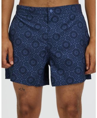 Abercrombie & Fitch - 5 Inch Resort Grounded Tile Geo Boardshorts - Swimwear (Navy) 5-Inch Resort Grounded Tile Geo Boardshorts