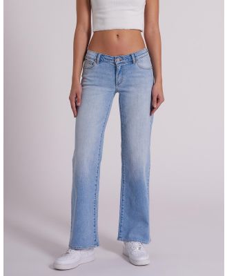 Abrand - Kylee Low Wide Jeans - Low Rise (Light Vintage Blue) Kylee Low Wide Jeans
