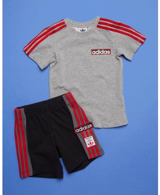 adidas Originals - Short Tee Set   Babies Kids - 2 Piece (Black, Better Scarlet & Medium Grey Heather) Short Tee Set - Babies-Kids