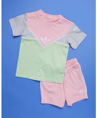 adidas Originals - Short Tee Set   Babies Kids - 2 Piece (True Pink/Light Grey Heather) Short Tee Set - Babies-Kids