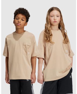 adidas Originals - T Shirt   Kids Teens - T-Shirts & Singlets (Magic Beige) T-Shirt - Kids-Teens