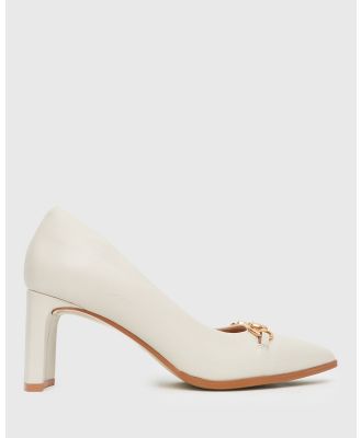 Airflex - Alix Pointy Toe Leather Pump Shoes - All Pumps (Bone) Alix Pointy Toe Leather Pump Shoes