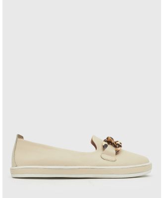 Airflex - Goldie Leather Slip On Flats - Casual Shoes (Cream) Goldie Leather Slip On Flats