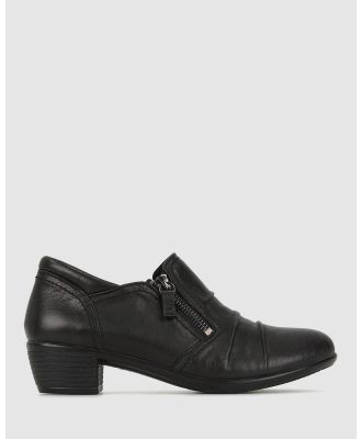 Airflex - Yogi Low Block Heel Leather Shoes - Casual Shoes (Black) Yogi Low Block Heel Leather Shoes