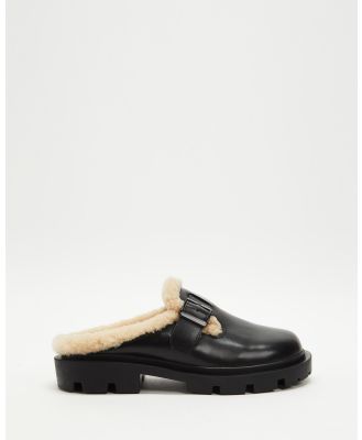 Alias Mae - Aden Mules - Flats (Black Leather & Shearling) Aden Mules
