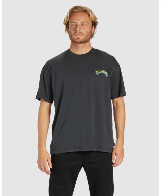 Billabong - Arch Wave T Shirt - Tops (WASHED BLACK) Arch Wave T Shirt
