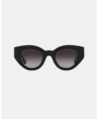 Burberry - 0BE4390 Meadow - Sunglasses (Black) 0BE4390 Meadow