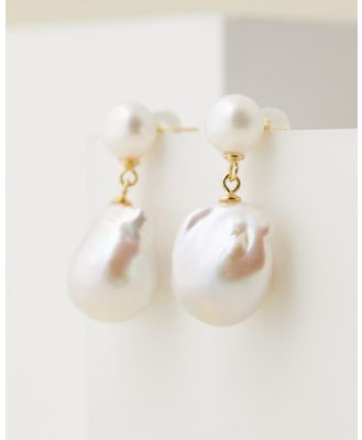 Carly Paiker - La Grotto Pearl Earrings - Jewellery (Gold) La Grotto Pearl Earrings
