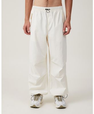 Cotton On - Parachute Field Pant Off White - Pants (OFF-WHITE) Parachute Field Pant Off-White