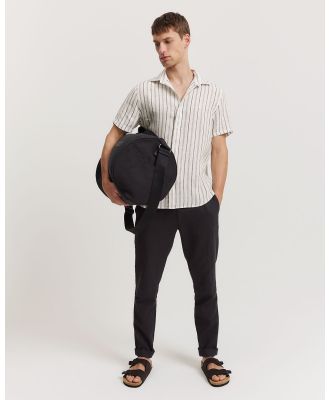Country Road - Regular Fit Organically Grown Linen Stripe Short Sleeve Shirt - Casual shirts (Black) Regular Fit Organically Grown Linen Stripe Short Sleeve Shirt