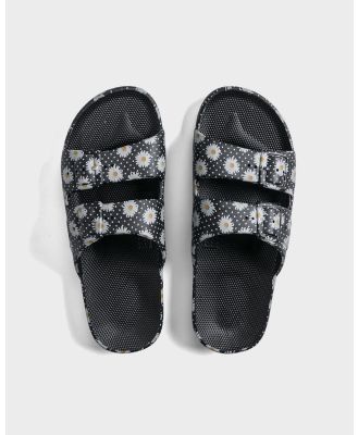 Freedom Moses - Slides   Unisex - Casual Shoes (Daisy Dot Black) Slides - Unisex