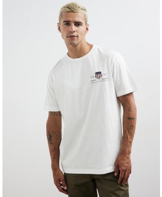 Gant - Regular Archive Shield Emb SS T Shirt - T-Shirts & Singlets (White) Regular Archive Shield Emb SS T-Shirt
