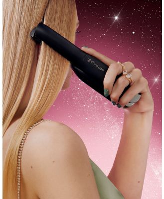 ghd - Unplugged™ cordless hair straightener travel gift set worth $530 - Hair (Black) Unplugged™ cordless hair straightener travel gift set worth $530