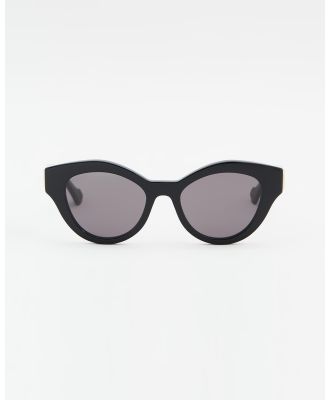Gucci - GG0957S002 - Sunglasses (Black) GG0957S002