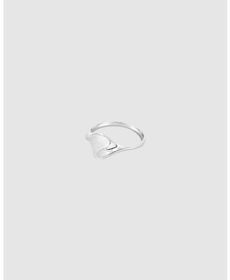 Ichu - Fine Concave Ring - Jewellery (Silver) Fine Concave Ring