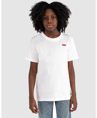 Levi's - Batwing Chest Hit Tee   Teens - T-Shirts & Singlets (White) Batwing Chest Hit Tee - Teens