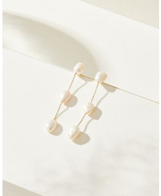 Mestige - Monaco Freshwater Pearl Earrings   18K Gold Plated - Jewellery (Gold) Monaco Freshwater Pearl Earrings - 18K Gold Plated