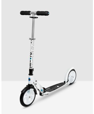 Micro Scooters - Micro Adult Scooter - Scooters (White) Micro Adult Scooter