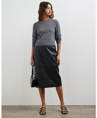 Minima Esenciales - Declan Leather Midi Skirt - Leather skirts (Black) Declan Leather Midi Skirt