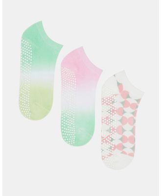 MoveActive - 3 Pack Non Slip Grip Socks   Deco Ombre Collection - Gym & Yoga (Multi) 3-Pack Non Slip Grip Socks - Deco Ombre Collection