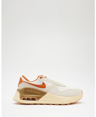 Nike - Air Max SYSTM   Women's - Lifestyle Sneakers (Sail, Campfire Orange & Light Orewood Brown) Air Max SYSTM - Women's