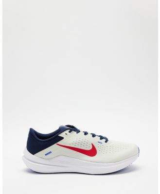 Nike - Air Winflo 10   Men's - Performance Shoes (Sea Glass, Univ Red, Midnight Navy, Blue Joy & White) Air Winflo 10 - Men's
