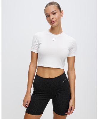 Nike - Sportswear Essential Slim Fit Crop T Shirt - Short Sleeve T-Shirts (White) Sportswear Essential Slim-Fit Crop T-Shirt