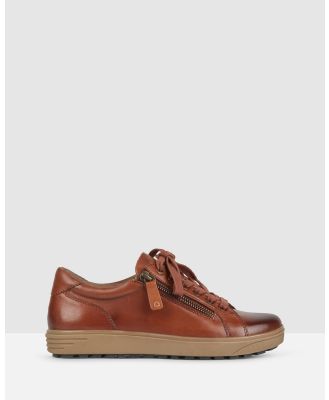 Planet Shoes - Kayce Lace Up Comfort Sneaker - Lifestyle Sneakers (Cognac) Kayce Lace Up Comfort Sneaker