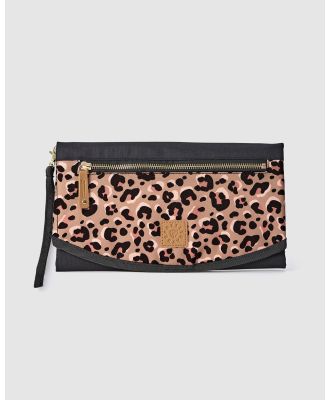 Pretty Brave - ROUNDABOUT CHANGE CLUTCH Blush Leopard - Bags (Pink) ROUNDABOUT CHANGE CLUTCH Blush Leopard