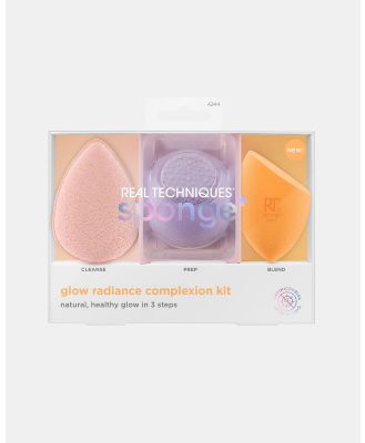 Real Techniques - Glow Radiance Complexion Sponge Kit - Bags & Tools (4244) Glow Radiance Complexion Sponge Kit