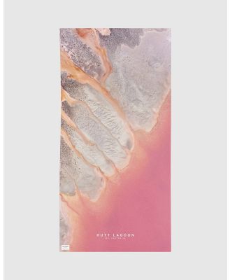 Remy Gerega - Hutt Lagoon Quick Dry Beach Towel - Home (Pink) Hutt Lagoon Quick Dry Beach Towel