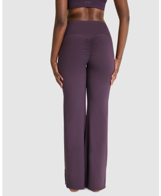 Rockwear - Scrunch Bum Flared Yoga Pants - Pants (EGGPLANT) Scrunch Bum Flared Yoga Pants