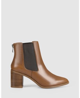 Siren - Laurah Chelsea Ankle Boots - Boots (Tan Leather) Laurah Chelsea Ankle Boots