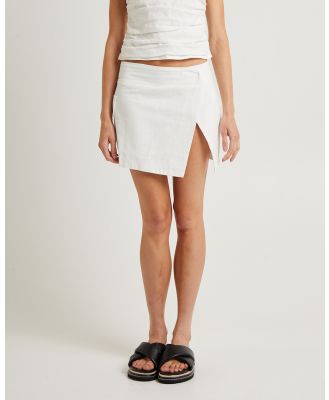 Subtitled - Kendra Split Mini Skirt - Skirts (WHITE) Kendra Split Mini Skirt