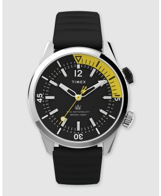 TIMEX - Waterbury Diver - Watches (Black) Waterbury Diver