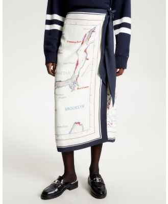 Tommy Hilfiger - Scarf Print Midi Wrap Skirt - Skirts (Map Scarf & Ancient White) Scarf Print Midi Wrap Skirt