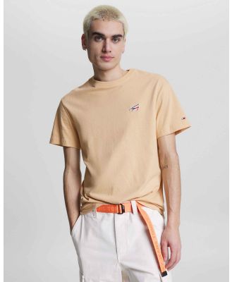 Tommy Jeans - Classic Signature Tee - T-Shirts & Singlets (Trench) Classic Signature Tee
