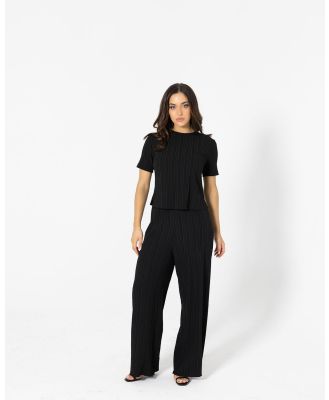 TWIICE - 'Aliyah' Crinkle Crop Top - T-Shirts & Singlets (Black) 'Aliyah' Crinkle Crop Top