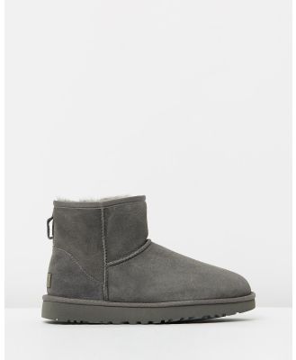 UGG - Womens Classic Mini II Boots - Slippers & Accessories (Grey) Womens Classic Mini II Boots