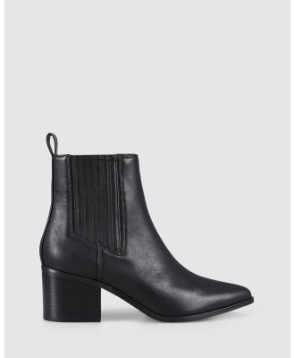 Verali - Fillipin Chelsea Ankle Boots - Ankle Boots (Black Softee) Fillipin Chelsea Ankle Boots