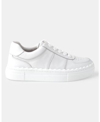 Walnut Melbourne - Houston Leather Sneaker - Slip-On Sneakers (White) Houston Leather Sneaker