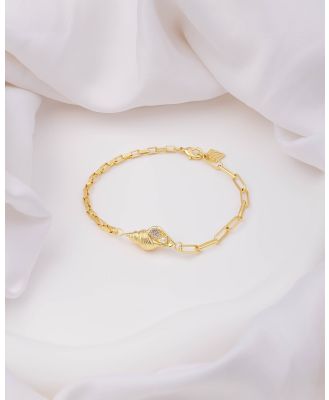 Wanderlust + Co - Conch Shell Gold Bracelet - Jewellery (Gold) Conch Shell Gold Bracelet