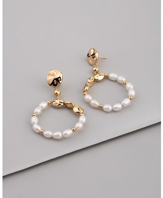 Wanderlust + Co - Pearl Baroque 14K Gold Vermeil Hoop Earrings - Jewellery (Gold) Pearl Baroque 14K Gold Vermeil Hoop Earrings