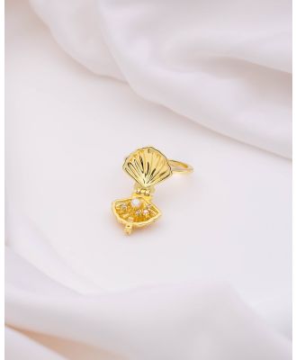 Wanderlust + Co - Sundaze Shell Gold Locket Ring - Jewellery (Gold) Sundaze Shell Gold Locket Ring