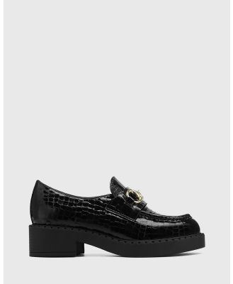 Wittner - Carsen Croc Patent Leather Flat Loafers - Casual Shoes (Black) Carsen Croc Patent Leather Flat Loafers